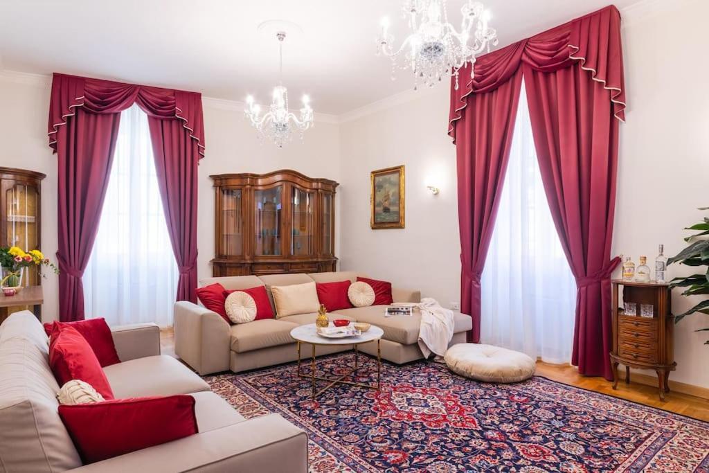 Domus Quirinale * Rom